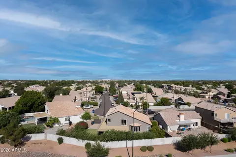 View/Area - 181 S Tiago Dr, Gilbert, AZ 85233 photo 1 of 2