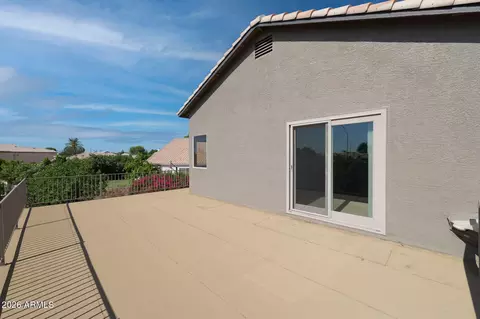 Exterior - 181 S Tiago Dr, Gilbert, AZ 85233 photo 10 of 13