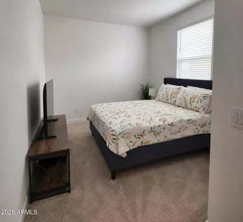 Bedroom - 2334 E Levi Dr, Phoenix, AZ 85040 photo 4 of 5