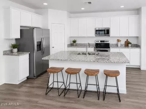 Kitchen - 2334 E Levi Dr, Phoenix, AZ 85040 photo 1 of 2