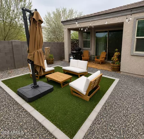 Exterior - 2334 E Levi Dr, Phoenix, AZ 85040 photo 6 of 6