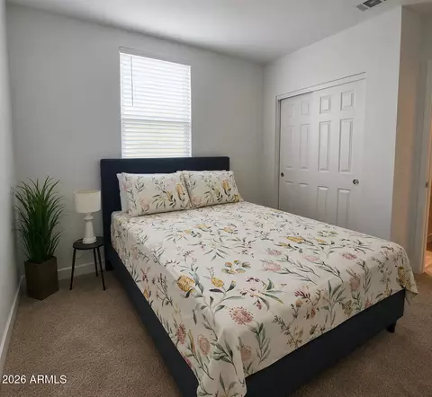 Bedroom - 2334 E Levi Dr, Phoenix, AZ 85040 photo 5 of 5