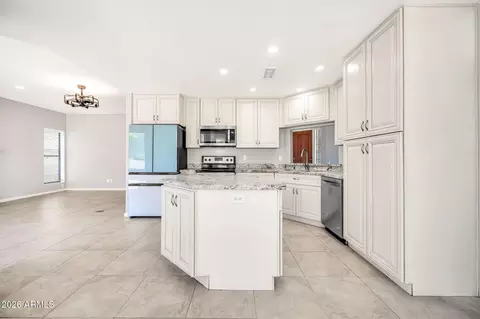 Kitchen - 1536 E Meadow Ln, Phoenix, AZ 85022 photo 1 of 5
