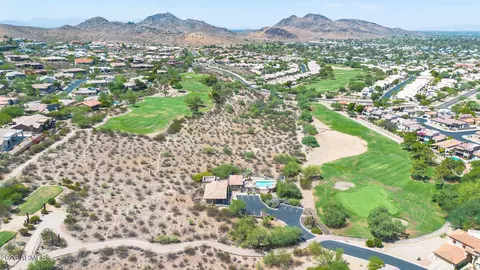 View/Area - 1536 E Meadow Ln, Phoenix, AZ 85022 photo 4 of 6