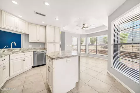 Kitchen - 1536 E Meadow Ln, Phoenix, AZ 85022 photo 2 of 5
