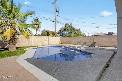 Exterior - 4411 N 18th St, Phoenix, AZ 85016 photo 4 of 6