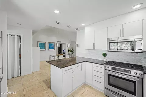 Kitchen - 4411 N 18th St, Phoenix, AZ 85016 photo 1 of 3