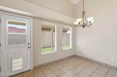 Dining - 7265 E Knoll St, Mesa, AZ 85207 photo 1 of 1