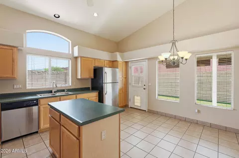 Kitchen - 7265 E Knoll St, Mesa, AZ 85207 photo 1 of 5
