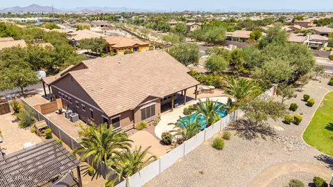 View/Area - 3139 E Harwell Rd, Phoenix, AZ 85042 photo 5 of 5