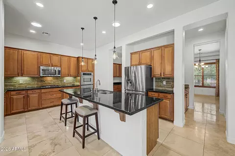 Kitchen - 3139 E Harwell Rd, Phoenix, AZ 85042 photo 1 of 3