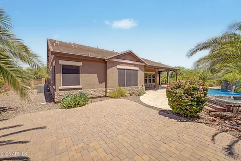 Exterior - 3139 E Harwell Rd, Phoenix, AZ 85042 photo 6 of 12