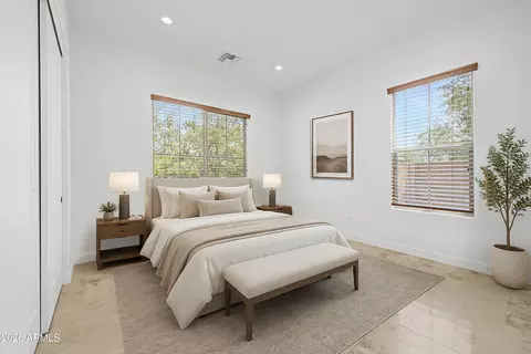 Bedroom - 3139 E Harwell Rd, Phoenix, AZ 85042 photo 8 of 10