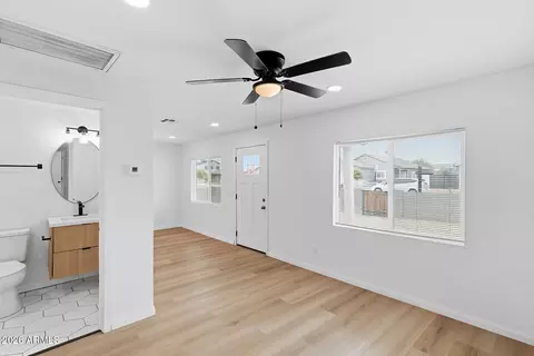 Living - 2750 E Wier Ave, Phoenix, AZ 85040 photo 1 of 1