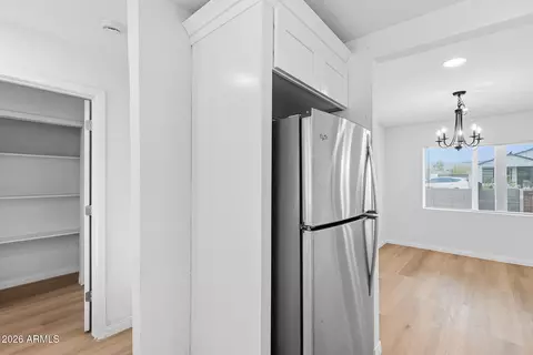 Entry Way - 2750 E Wier Ave, Phoenix, AZ 85040 photo 4 of 4