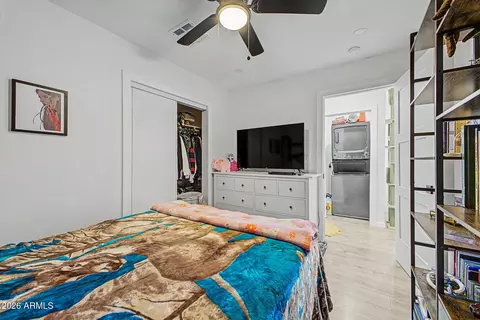 Bedroom - 1447 E Mountain View Rd, Phoenix, AZ 85020 photo 3 of 3