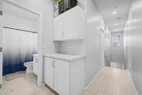 Entry Way - 2344 E Hidalgo Ave, Phoenix, AZ 85040 photo 2 of 2