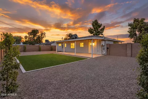 Exterior - 939 E Berridge Ln, Phoenix, AZ 85014 photo 5 of 5