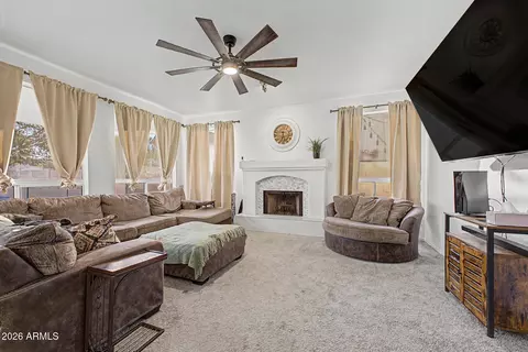 Living - 14264 S 12th Pl, Phoenix, AZ 85048 photo 2 of 4