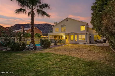 Exterior - 14264 S 12th Pl, Phoenix, AZ 85048 photo 4 of 11
