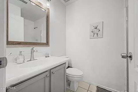 Bath - 14264 S 12th Pl, Phoenix, AZ 85048 photo 1 of 5
