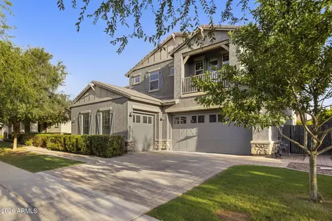 Exterior - 4247 E Comstock Dr, Gilbert, AZ 85296 photo 2 of 23