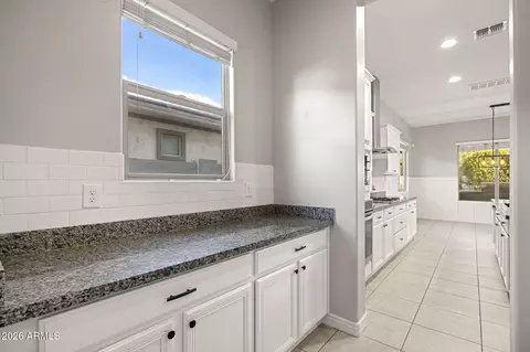 Kitchen - 4247 E Comstock Dr, Gilbert, AZ 85296 photo 1 of 7