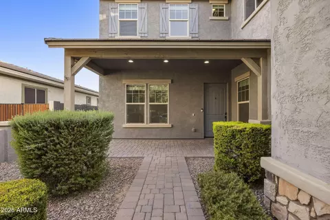 Exterior - 4247 E Comstock Dr, Gilbert, AZ 85296 photo 5 of 23