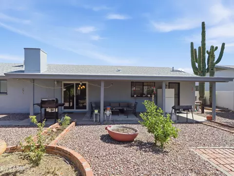 Other - 3048 E Sierra St, Phoenix, AZ 85028 photo 11 of 17