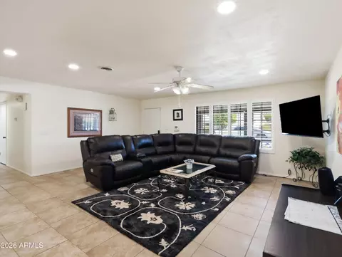 Living - 3048 E Sierra St, Phoenix, AZ 85028 photo 2 of 2