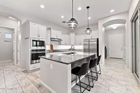 Kitchen - 4327 E Ronald St, Gilbert, AZ 85295 photo 1 of 5