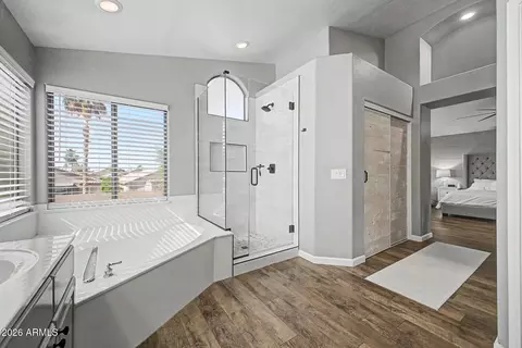 Bath - 1694 E Campbell Ave, Gilbert, AZ 85234 photo 2 of 5