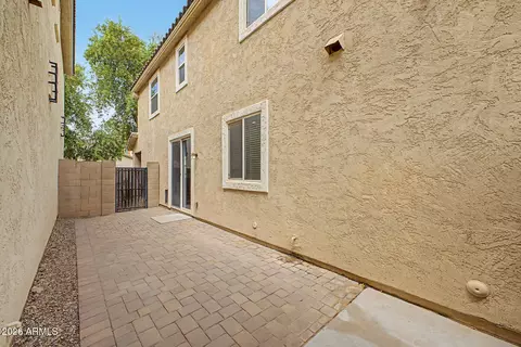 Exterior - 4063 E Tulsa St, Gilbert, AZ 85295 photo 5 of 6