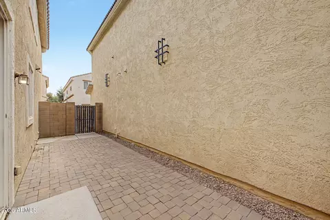 Exterior - 4063 E Tulsa St, Gilbert, AZ 85295 photo 6 of 6