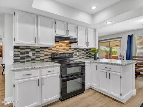 Kitchen - 4541 E Willow Ave, Phoenix, AZ 85032 photo 2 of 5