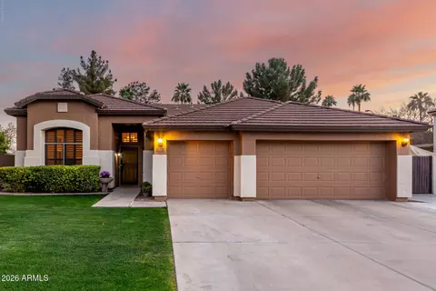 Exterior - 265 E Liberty Ln, Gilbert, AZ 85296 photo 2 of 11