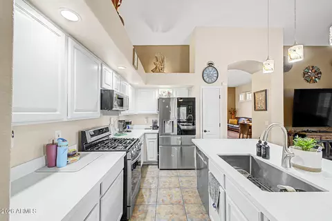 Kitchen - 265 E Liberty Ln, Gilbert, AZ 85296 photo 2 of 2