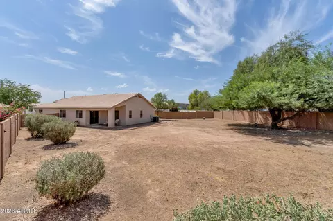 Exterior - 636 W Dublin St, Gilbert, AZ 85233 photo 2 of 5