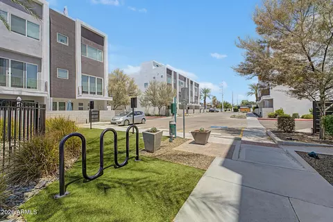 Exterior - 4444 N 25th St #18, Phoenix, AZ 85016 photo 10 of 12