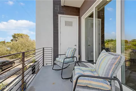 Exterior - 4444 N 25th St #18, Phoenix, AZ 85016 photo 5 of 12