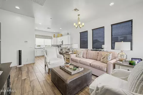 Living - 4444 N 25th St #18, Phoenix, AZ 85016 photo 2 of 2