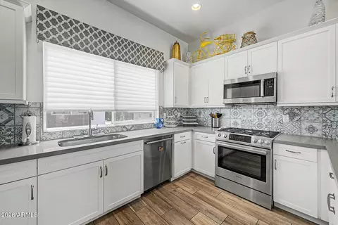 Kitchen - 4444 N 25th St #18, Phoenix, AZ 85016 photo 2 of 3