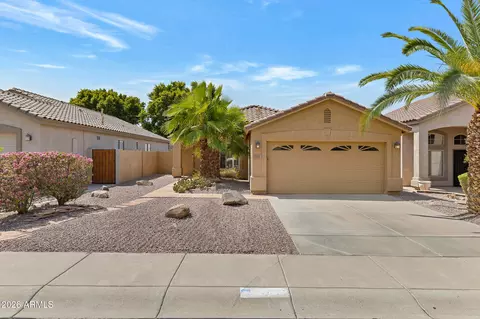 1819 W Brookwood Ct, Phoenix, AZ 85045