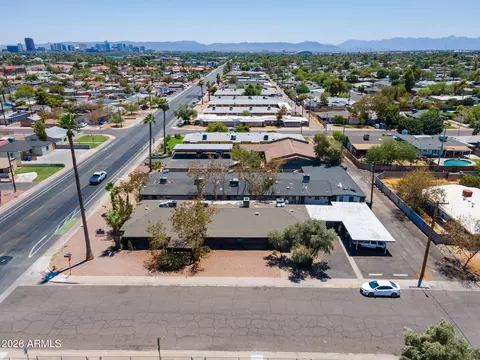 View/Area - 4012 N 15th Ave, Phoenix, AZ 85015 photo 4 of 8