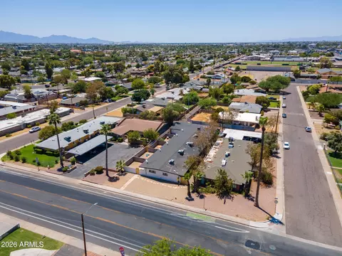 View/Area - 4012 N 15th Ave, Phoenix, AZ 85015 photo 6 of 8