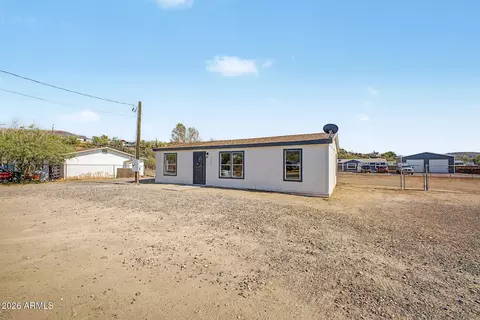 20421 E Kiva Rd, Black Canyon City, AZ 85324