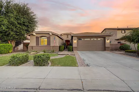 623 W San Carlos Way, Chandler, AZ 85248