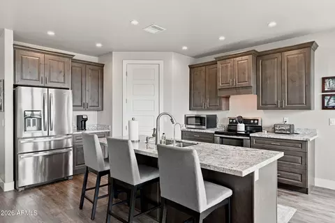 Kitchen - 1507 W Wagon Trl, Payson, AZ 85541 photo 3 of 5