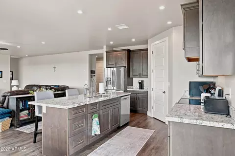 Kitchen - 1507 W Wagon Trl, Payson, AZ 85541 photo 5 of 5