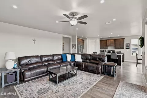 Living - 1507 W Wagon Trl, Payson, AZ 85541 photo 3 of 4